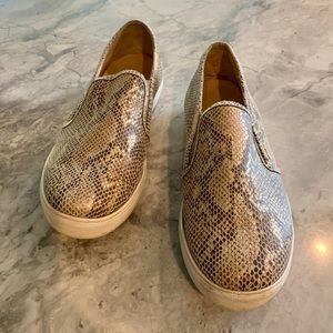 J Slides faux snakeskin slip one, 8